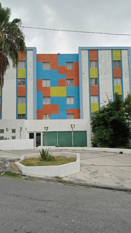 Confort Ejecutivo Suites Lindavista Guadalupe  Eksteriør billede