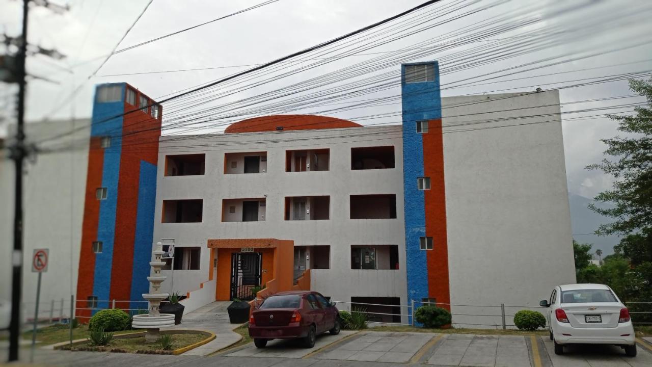 Confort Ejecutivo Suites Lindavista Guadalupe  Eksteriør billede