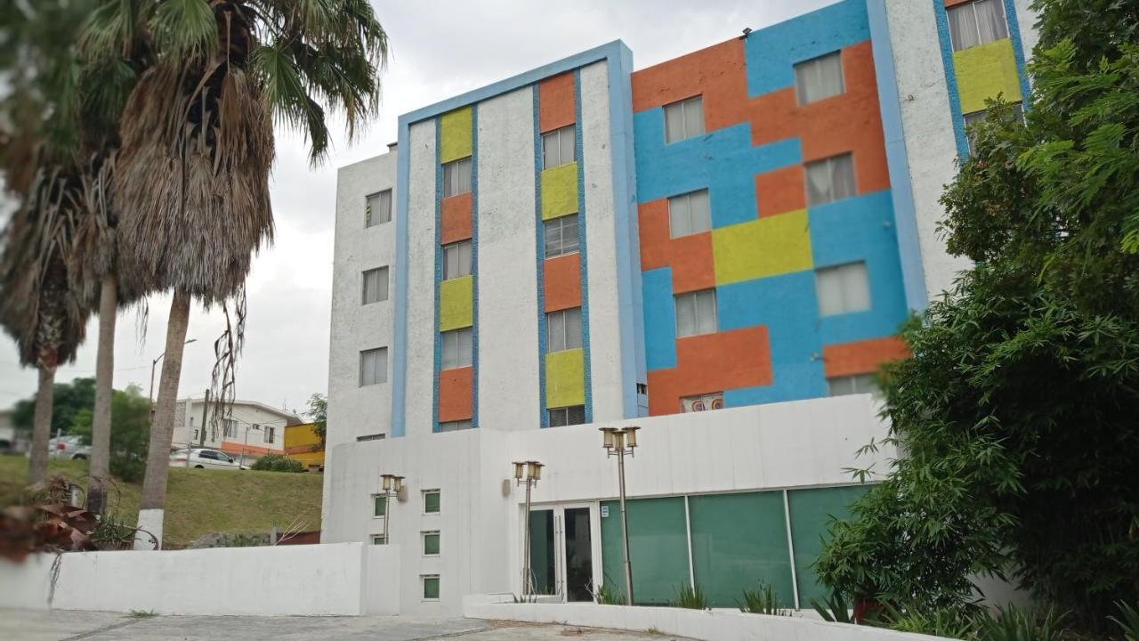 Confort Ejecutivo Suites Lindavista Guadalupe  Eksteriør billede