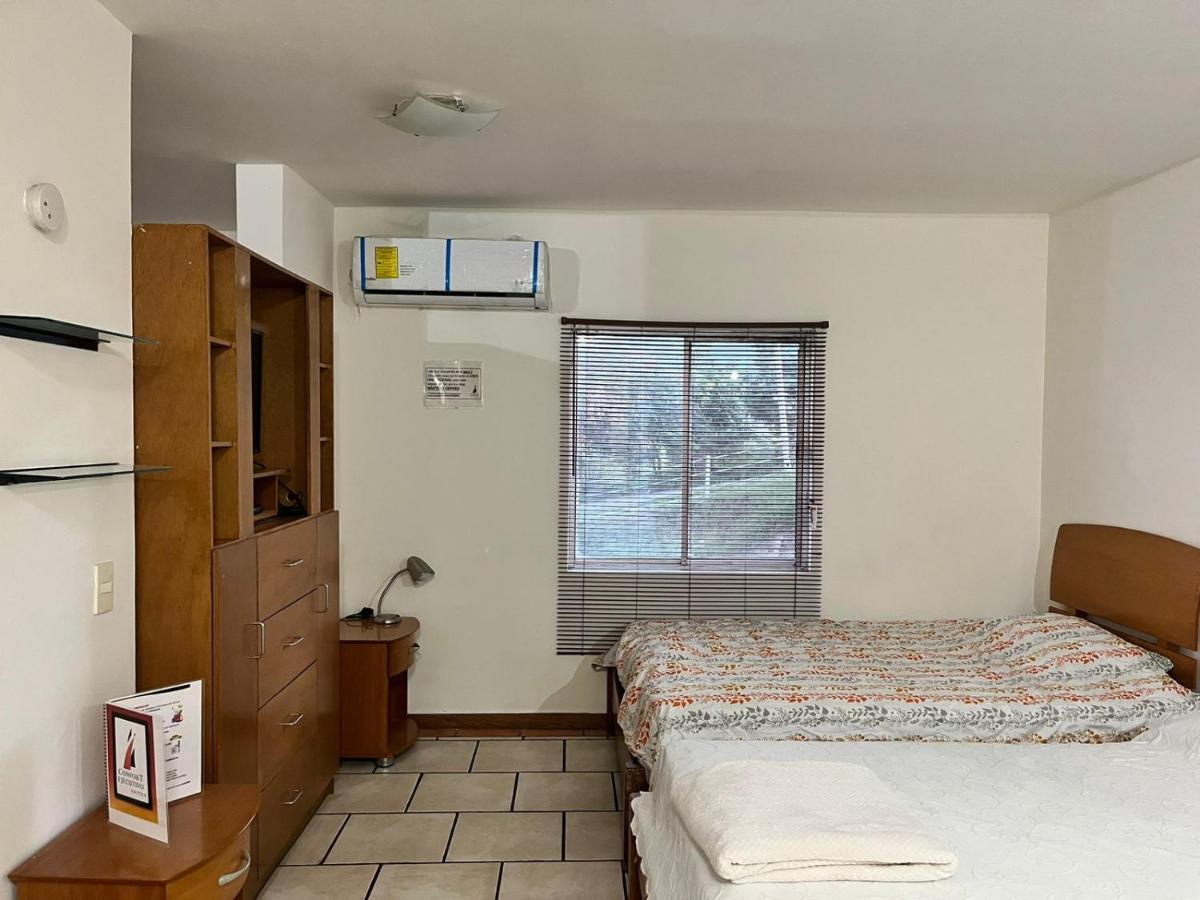 Confort Ejecutivo Suites Lindavista Guadalupe  Eksteriør billede